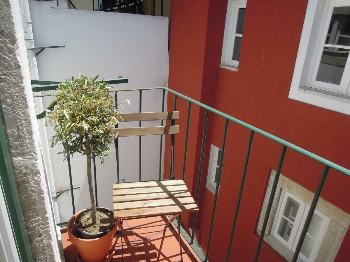 Lx 77 Apartment Lisbon Bagian luar foto
